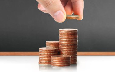 Sikke para koyarak el eller