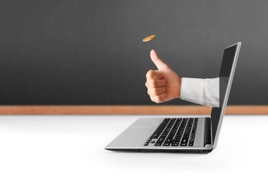 Dizüstü alüminyum gövde