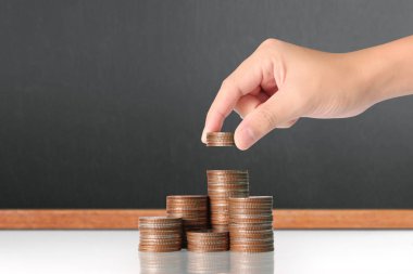 Jeton elinde büyüyen para kavramı