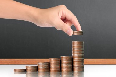 Jeton elinde büyüyen para kavramı