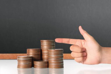 Jeton elinde büyüyen para kavramı