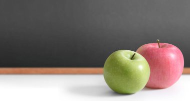 Blackboard ile ahşap çerçeve