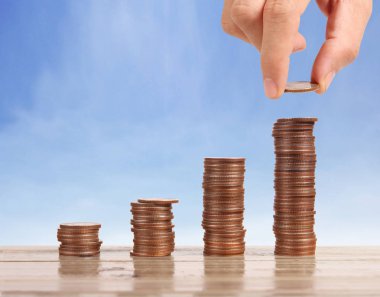  para sikke elinde büyüyen