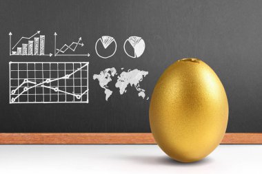 İzole edilmiş bir Paskalya yumurtası