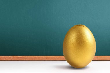 Altın Paskalya yumurtası 