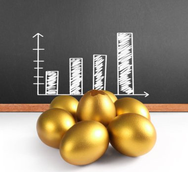 İzole edilmiş bir Paskalya yumurtası