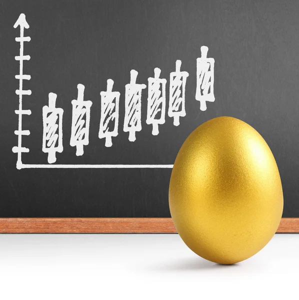 İzole edilmiş bir Paskalya yumurtası