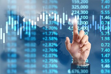  İşadamı, işinde grafik büyümesi ve grafik artışı için olumlu göstergeler planlıyor