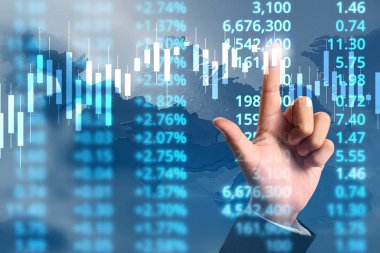  İşadamı, işinde grafik büyümesi ve grafik artışı için olumlu göstergeler planlıyor