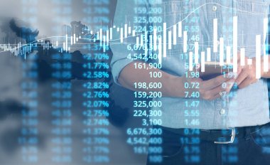 İşadamı planı büyüme ve grafik olumlu indicato artması