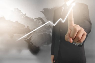  İşadamı, işinde grafik büyümesi ve grafik artışı için olumlu göstergeler planlıyor