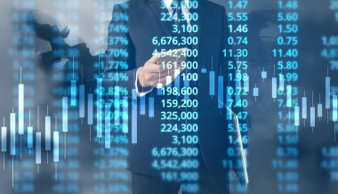  İşadamı, işinde grafik büyümesi ve grafik artışı için olumlu göstergeler planlıyor