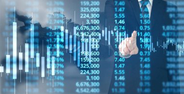  İşadamı, işinde grafik büyümesi ve grafik artışı için olumlu göstergeler planlıyor