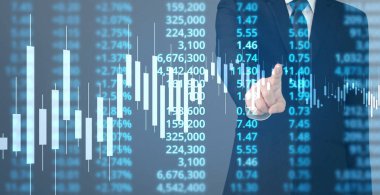  İşadamı, işinde grafik büyümesi ve grafik artışı için olumlu göstergeler planlıyor