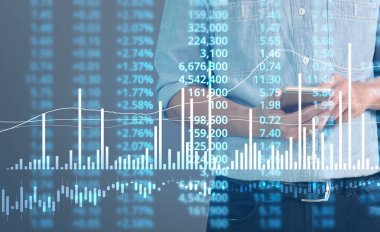  İşadamı, işinde grafik büyümesi ve grafik artışı için olumlu göstergeler planlıyor