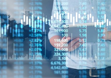  İşadamı planı büyüme ve grafik olumlu indicato artması