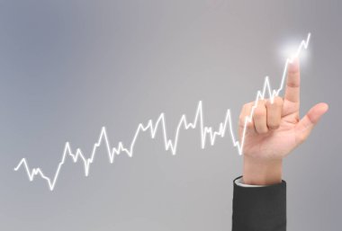  İşadamı, işinde grafik büyümesi ve grafik artışı için olumlu göstergeler planlıyor