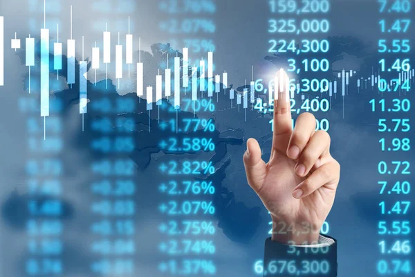  İşadamı, işinde grafik büyümesi ve grafik artışı için olumlu göstergeler planlıyor