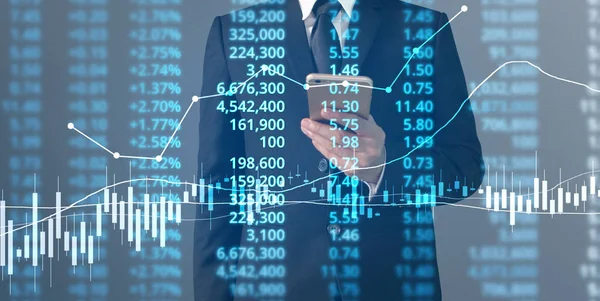 Empresário planeja crescimento e aumento de gráfico indicato positivo — Fotografia de Stock