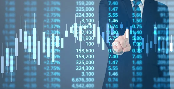 İşadamı planı büyüme ve grafik olumlu indicato artması — Stok fotoğraf