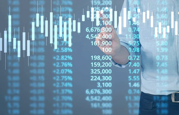 Empresário planeja crescimento e aumento de gráfico indicato positivo Imagem De Stock