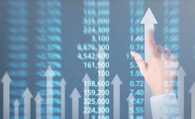 Scre üzerinde resimli grafik borsa mali verileri analiz