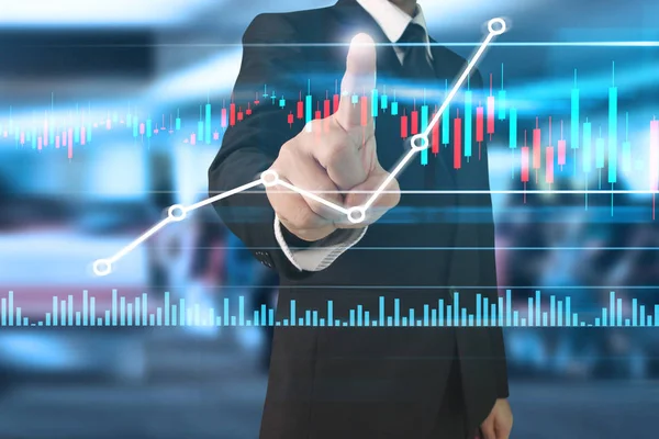 İşadamı, işinde grafik büyümesi ve grafik artışı için olumlu göstergeler planlıyor