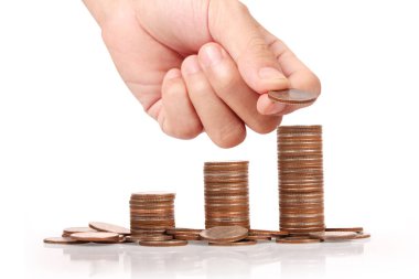 Para sikke yığını büyüyen iş elinde, para kavramı