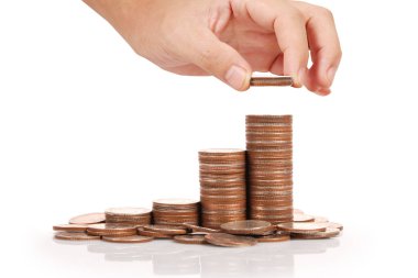 Para sikke yığını büyüyen iş elinde, para kavramı