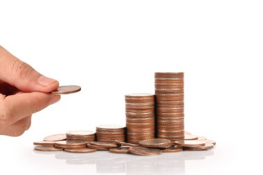 Para sikke yığını büyüyen iş elinde, para kavramı