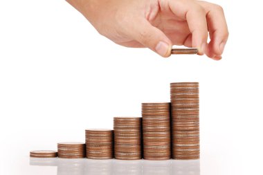 Para sikke yığını büyüyen iş elinde, para kavramı