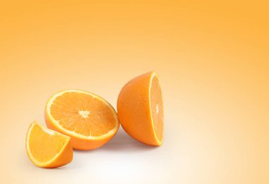  Yapraklı meyve portakalı