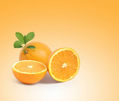  Yapraklı meyve portakalı