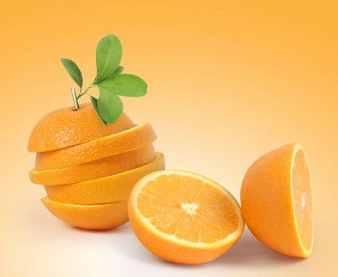  Yapraklı meyve portakalı