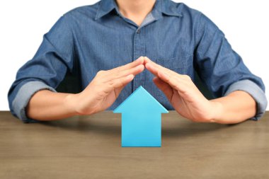  El ele tutuşmalar, ev emlakçılığı