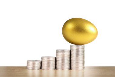 İzole edilmiş bir Paskalya yumurtası