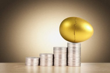 İzole edilmiş bir Paskalya yumurtası