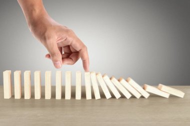 Domino konseptini durdurma, iş çözümü