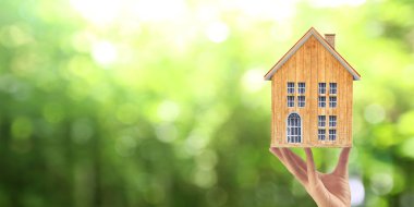 Elinde Ev Konut Yapısı 