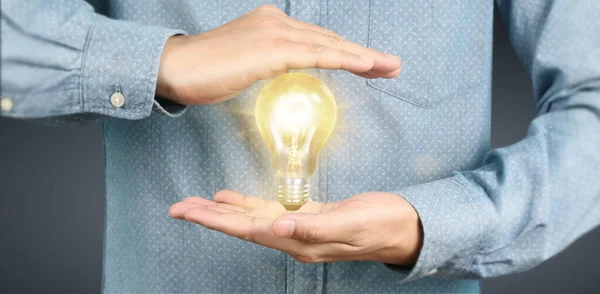 Mão Segurar Lâmpada Iluminada Ideia Inovação Inspiração Conceito — Fotografia de Stock
