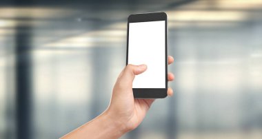 Cep telefonlarını, akıllı telefonu el aygıtlarında tut ve ekran teknolojisine dokun