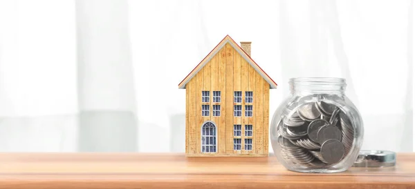 Inwestycje Nieruchomości Hipoteka Hipoteczna Finansowa Stos Monet Koncepcyjnych Pomysł Domu — Zdjęcie stockowe