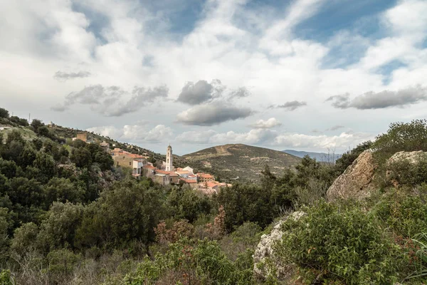 Byn av Palasca i Balagne regionen Korsika — Stockfoto