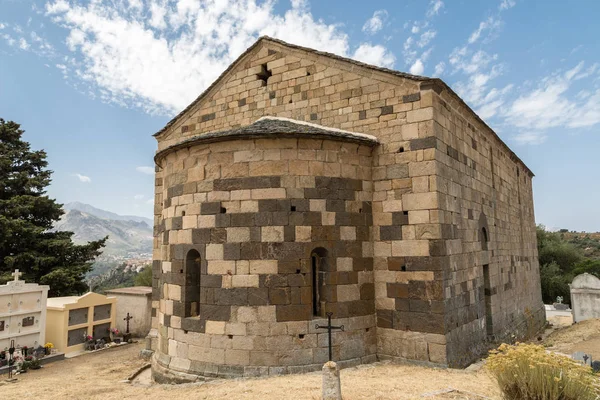 Eglise San Raineru poblíž Lunghignano v regionu Balagne Korsiky — Stock fotografie