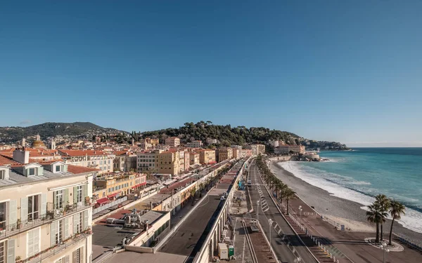 View over Promenade des Anglais and old town of Nice — Stock Photo, Image