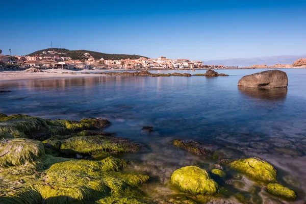 L'Ile Rousse beach and town in Corsica — Stock Photo, Image