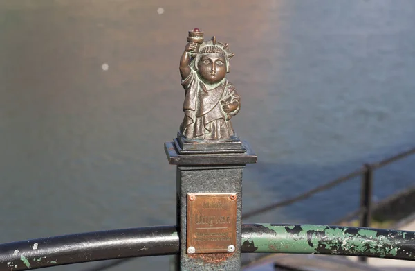 Mini skulptur staty av liberty foto i Uzhgorod Ukraina — Stockfoto