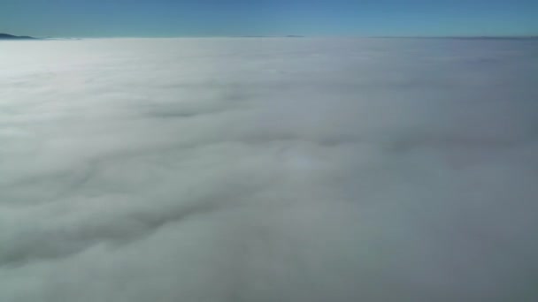 Cinematic 7680X4320 Boven Wolken Van Bergtop Ruime Landschaps Bewolking Bewolkte — Stockvideo