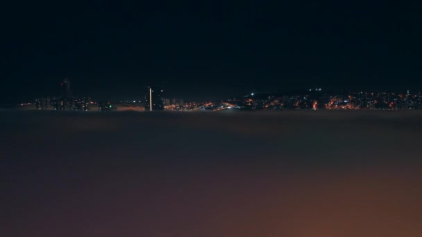 Cinematica 7680X4320 Case Strade Della Città Sono Sotto Nebbia Luci — Video Stock