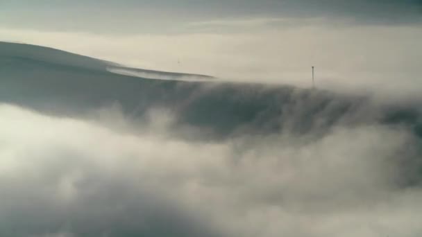 Kino 7680X4320 Velkolepá Meteorologická Události Proudící Vodopád Mraky Jsou Velmi — Stock video